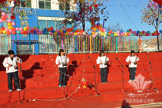 beat365手机版官方网站中医美容学院“颂海杯”班歌比赛