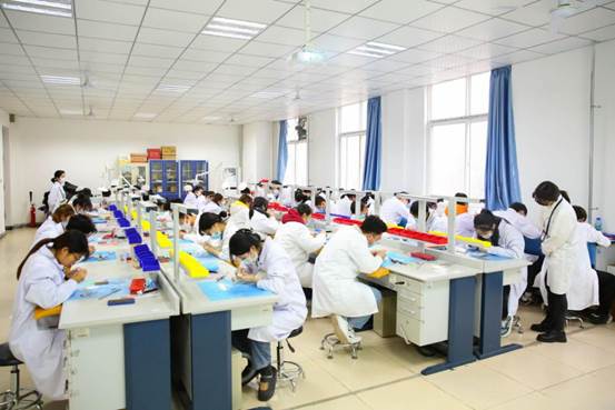 说明: lADPJx8ZugRhA7TNA1XNBQA_1280_853